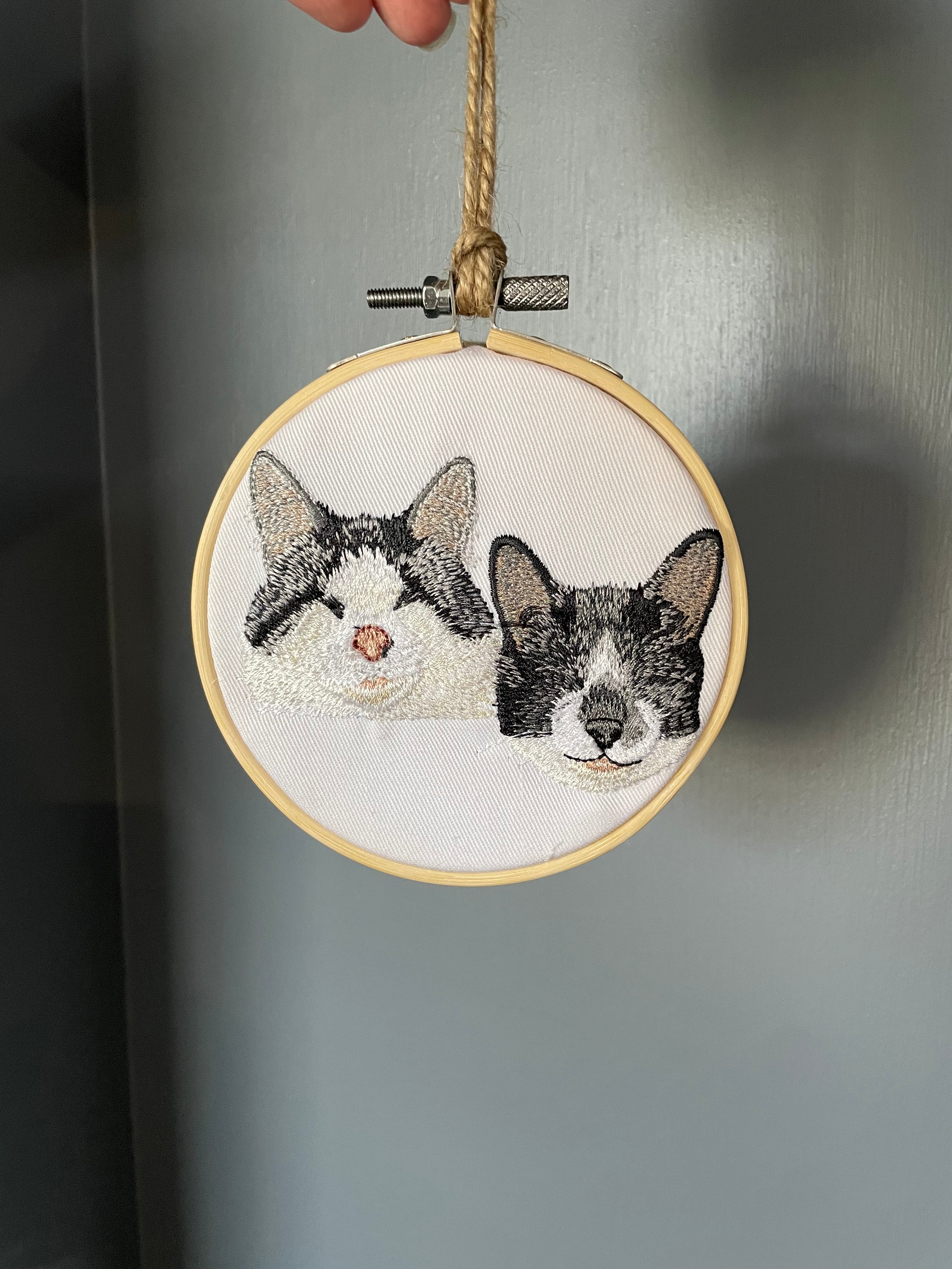 Custom Pet Embroidery Hoop | Custom Sentimental Gift | Embroidery selling Portraits | Minimalist Embroidery